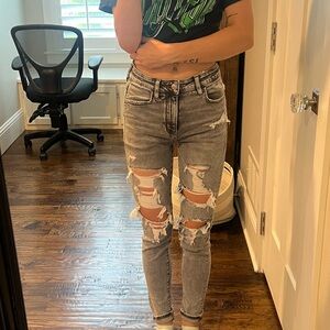 AMERICAN EAGLE SKINNY JEANS